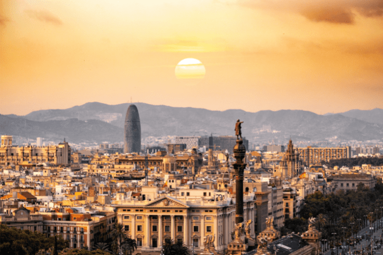 Barcelona Rambla Colombus sunset city
